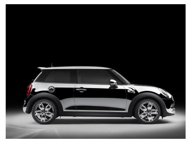  :  MINI    Chrome Line Exterior Deluxe.