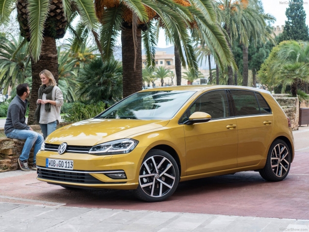       Volkswagen Golf 2017 .