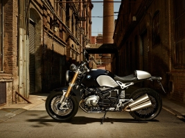  BMW R nineT