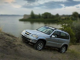   20 000 .  Chevrolet NIVA!