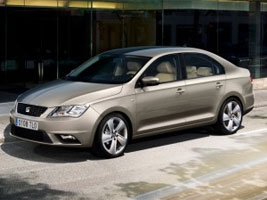  SEAT Toledo 1.2 TSI 105 ..   270 000  