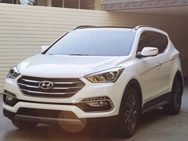   Hyunda Santa Fe 2.2 CRDi 2017     60 000 .