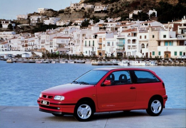 SEAT Ibiza      30 .