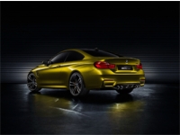  BMW M4 :  BMW M.