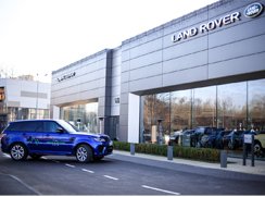 Land Rover  