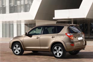  Toyota RAV4      «  2009».