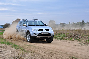  «-»,   Mitsubishi Motors     ,        -   Mitsubishi ASX, Outlander XL  Pajero Sport!